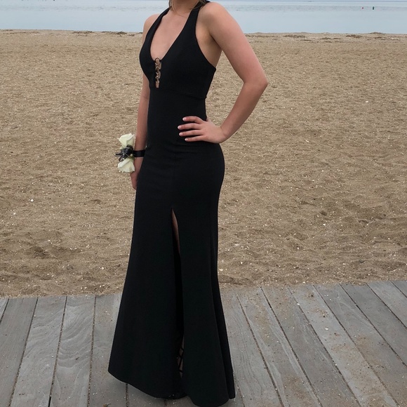 Dresses & Skirts - Black shimmer prom dress